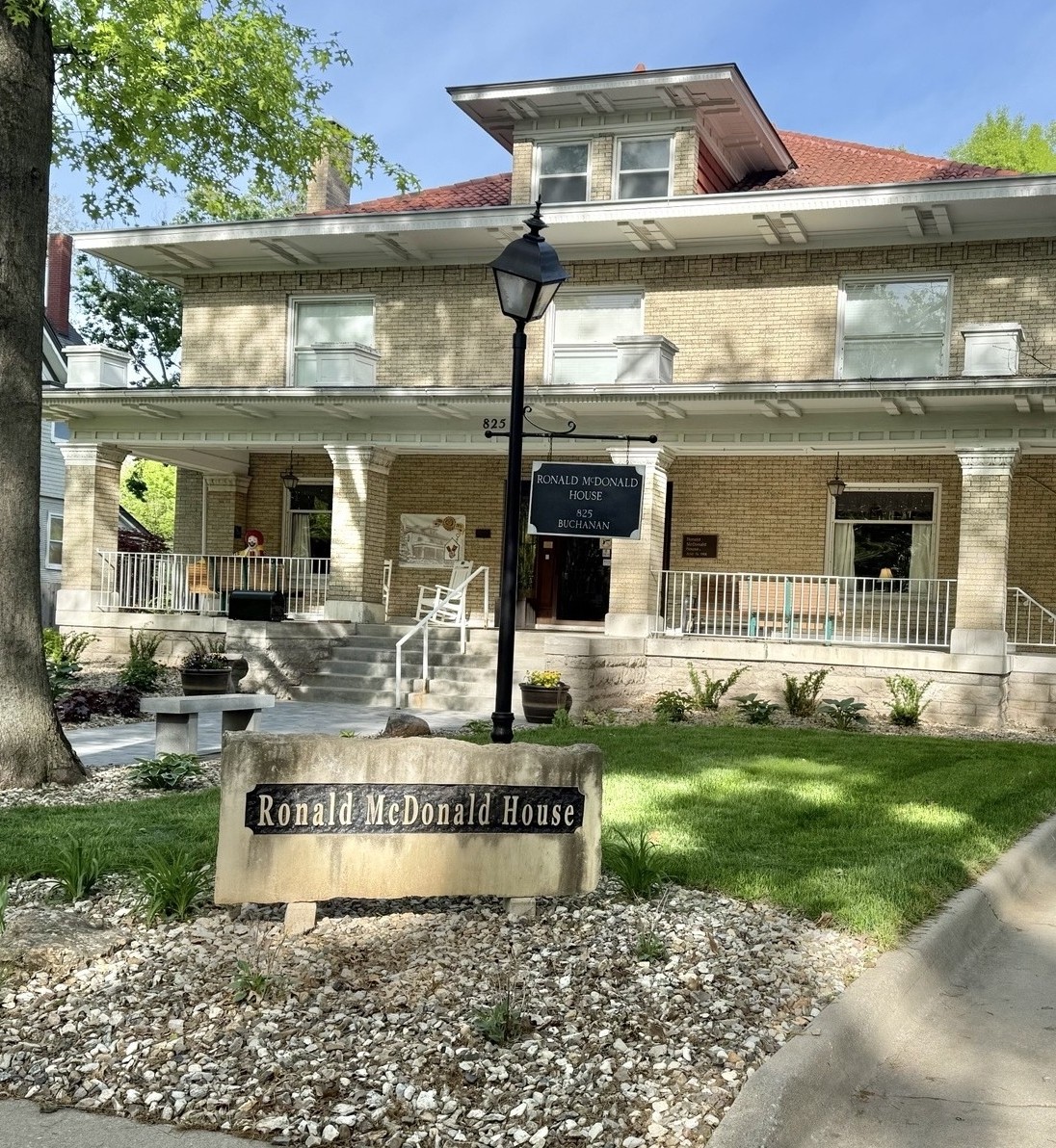 Exterior view of the Ronald McDonald House of Northeast Kansas.